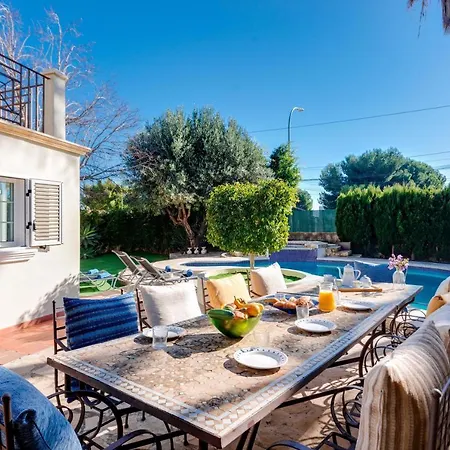 Viky Villa